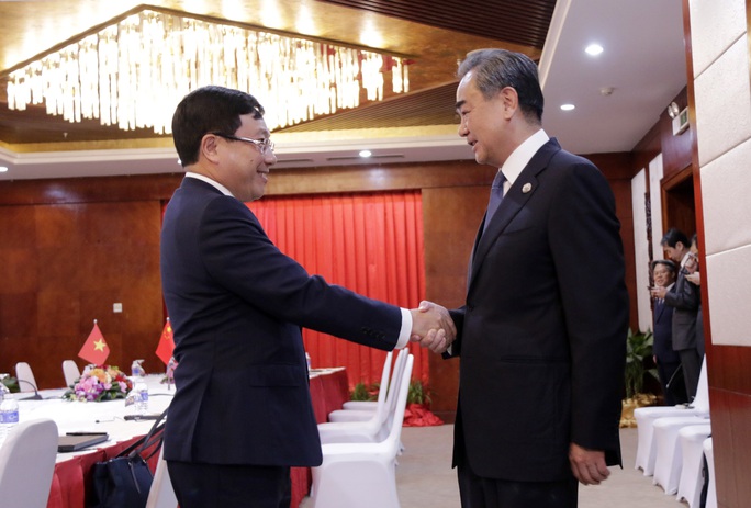 Phó Thủ tướng Phạm Bình Minh gặp Ngoại trưởng Trung Quốc Vương Nghị - Ảnh 1. Phó Thủ tướng Phạm Bình Minh gặp Ngoại trưởng Trung Quốc Vương Nghị - Ảnh 1.