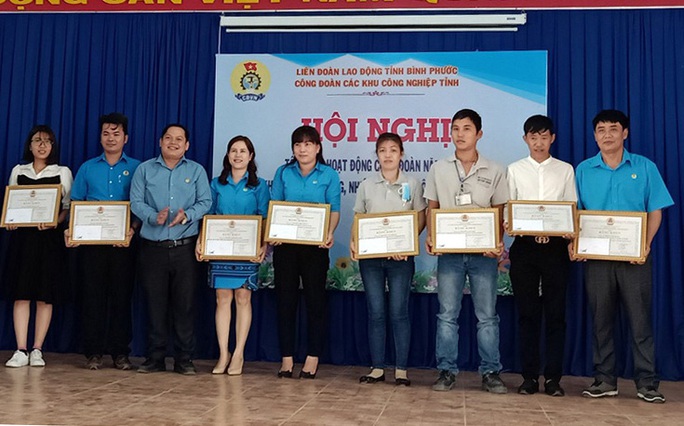 Bình Phước: Hơn 5 tỉ đồng chăm lo Tết cho công nhân - Ảnh 1.