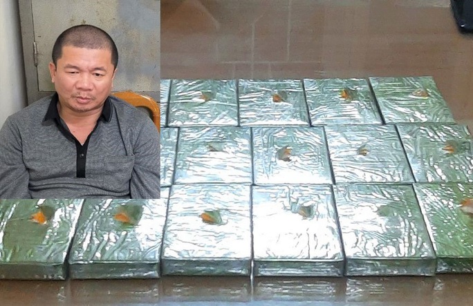 Cảnh sát tóm gọn kẻ ôm 17 bánh heroin trên chuyến tàu Bắc Nam - Ảnh 1. Cảnh sát tóm gọn kẻ ôm 17 bánh heroin trên chuyến tàu Bắc Nam - Ảnh 1.