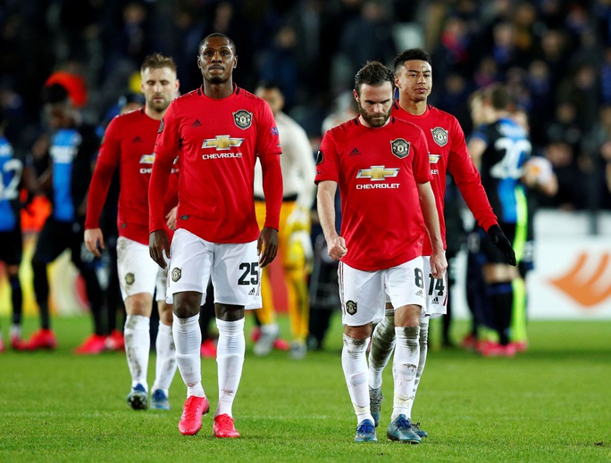 Sai lầm hàng thủ, Man United suýt trả giá đắt ở Europa League - Ảnh 6. Sai lầm hàng thủ, Man United suýt trả giá đắt ở Europa League - Ảnh 6.
