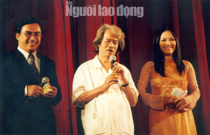 Minh Vương, Bạch Tuyết, Ngọc Giàu, Lệ Thủy thương tiếc đạo diễn Huỳnh Nga - Ảnh 9. Minh Vương, Bạch Tuyết, Ngọc Giàu, Lệ Thủy thương tiếc đạo diễn Huỳnh Nga - Ảnh 9.