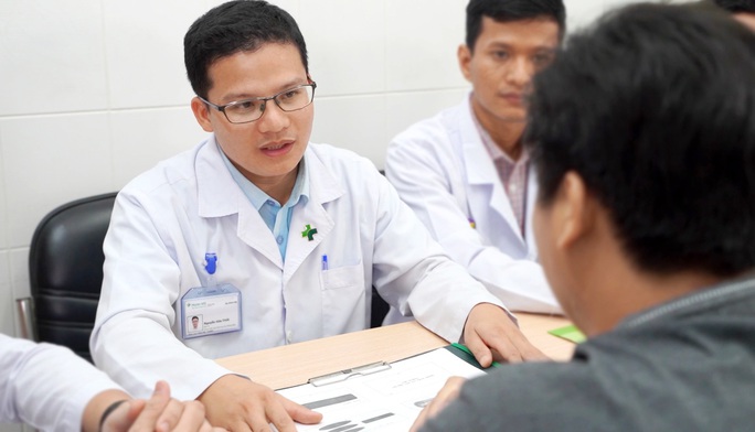 Bệnh viện Hoàn Mỹ Cửu Long áp dụng kỹ thuật mới trong điều trị mạch vành - Ảnh 1.
