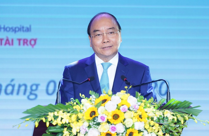 Thủ tướng: Hình ảnh thầy thuốc hết lòng cứu chữa người bệnh Covid-19 lay động triệu triệu con tim - Ảnh 2. Thủ tướng: Hình ảnh thầy thuốc hết lòng cứu chữa người bệnh Covid-19 lay động triệu triệu con tim - Ảnh 2.