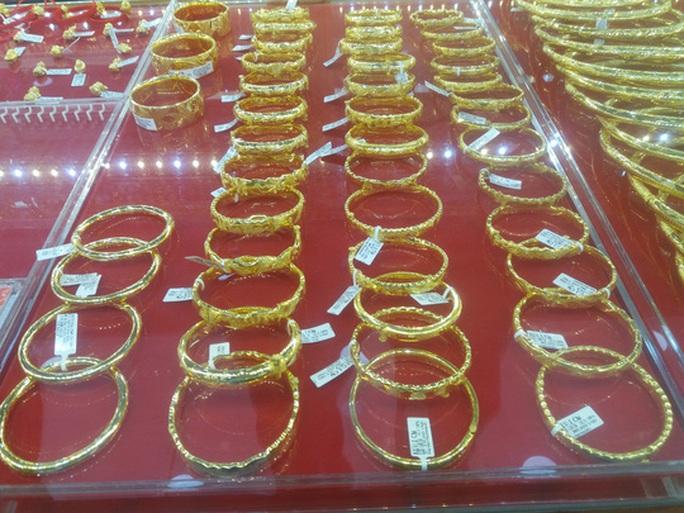 Diễn biến lạ trên thị trường vàng trong ngày Thần Tài - Ảnh 1. Diễn biến lạ trên thị trường vàng trong ngày Thần Tài - Ảnh 1.