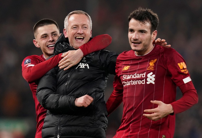 Đá phản nghiệt ngã, Shrewsbury mất vé FA Cup trước Liverpool - Ảnh 6.