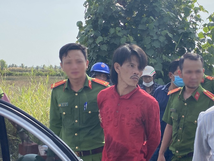Cà Mau: Phát hiện số ma túy lớn nhất từ trước đến nay dưới ghế xe 4 chỗ - Ảnh 1. Cà Mau: Phát hiện số ma túy lớn nhất từ trước đến nay dưới ghế xe 4 chỗ - Ảnh 1.
