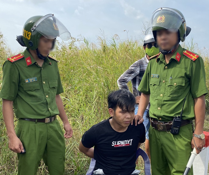 Cà Mau: Phát hiện số ma túy lớn nhất từ trước đến nay dưới ghế xe 4 chỗ - Ảnh 2. Cà Mau: Phát hiện số ma túy lớn nhất từ trước đến nay dưới ghế xe 4 chỗ - Ảnh 2.