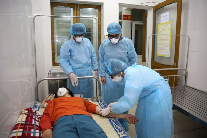 Phát hiện, cách ly 1 phượt thủ người Trung Quốc đi từ Móng Cái tới Hà Tĩnh - Ảnh 1. Phát hiện, cách ly 1 phượt thủ người Trung Quốc đi từ Móng Cái tới Hà Tĩnh - Ảnh 1.
