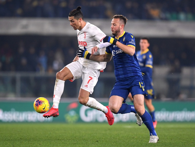 Ronaldo lập kỷ lục trong trận Juventus thua ngược - Ảnh 3. Ronaldo lập kỷ lục trong trận Juventus thua ngược - Ảnh 3.
