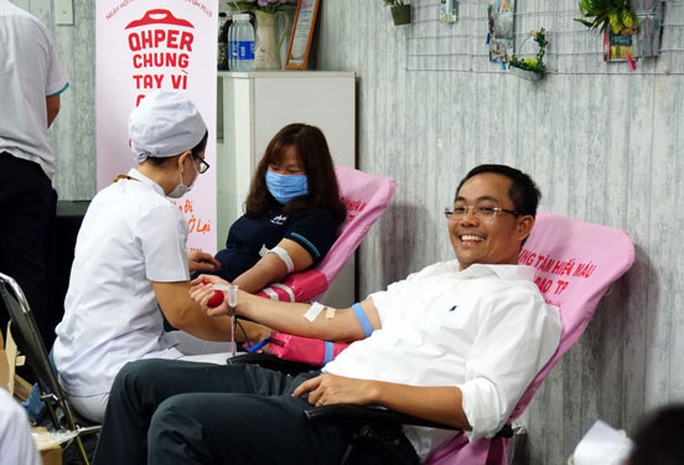 Người lao động hiến máu tình nguyện - Ảnh 1. Người lao động hiến máu tình nguyện - Ảnh 1.