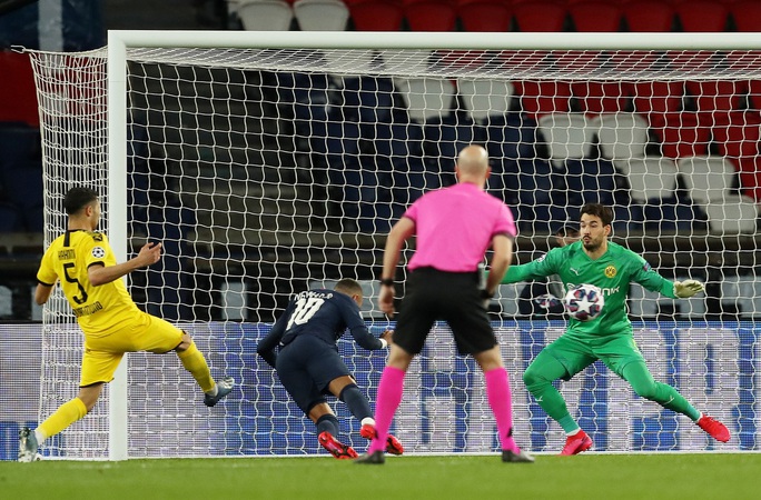 Mbappe ra sân sau nghi án Covid-19, PSG thắng tưng bừng Dortmund - Ảnh 2.