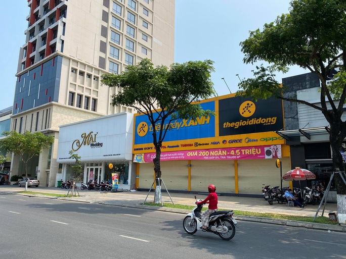 Nữ nhân viên Điện máy Xanh ở Đà Nẵng không được cách ly khi 2 lần vào bệnh viện, vì sao? - Ảnh 2. Nữ nhân viên Điện máy Xanh ở Đà Nẵng không được cách ly khi 2 lần vào bệnh viện, vì sao? - Ảnh 2.