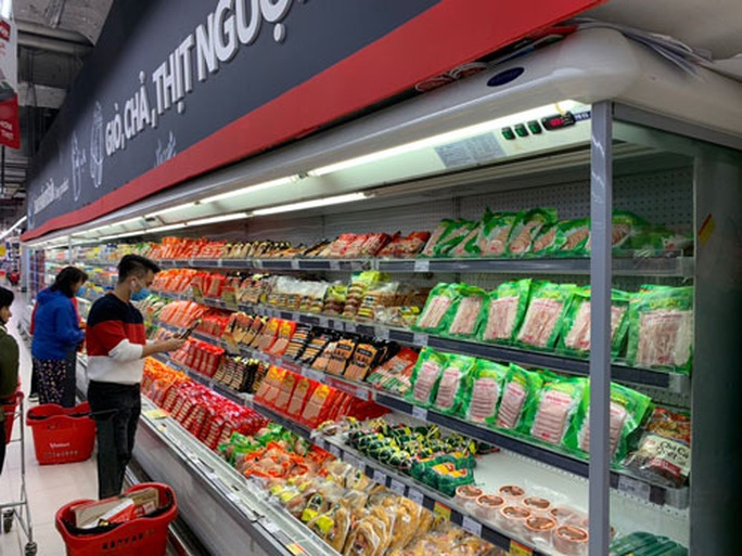 Doanh nghiệp TP HCM tăng lượng hàng bình ổn thị trường - Ảnh 1. Doanh nghiệp TP HCM tăng lượng hàng bình ổn thị trường - Ảnh 1.
