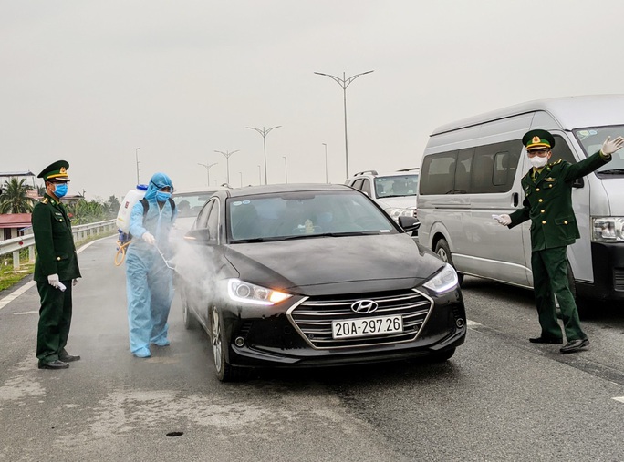 Hải Phòng yêu cầu doanh nghiệp vận tải lập danh sách tất cả hành khách trên từng chuyến - Ảnh 1. Hải Phòng yêu cầu doanh nghiệp vận tải lập danh sách tất cả hành khách trên từng chuyến - Ảnh 1.