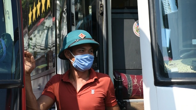 Bà Rịa-Vũng Tàu: Đo thân nhiệt, đeo khẩu trang khi tới các điểm công cộng - Ảnh 5. Bà Rịa-Vũng Tàu: Đo thân nhiệt, đeo khẩu trang khi tới các điểm công cộng - Ảnh 5.