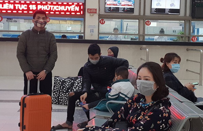 Đeo khẩu trang nơi công cộng: Chọn loại nào và đeo thế nào để ngừa Covid-19? - Ảnh 2. Đeo khẩu trang nơi công cộng: Chọn loại nào và đeo thế nào để ngừa Covid-19? - Ảnh 2.
