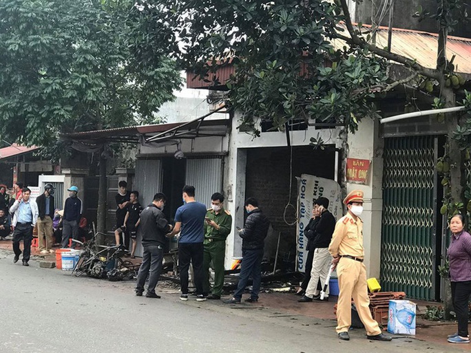 Cháy nhà trong đêm, 3 người trong 1 gia đình tử vong, 1 người bị bỏng nặng - Ảnh 1. Cháy nhà trong đêm, 3 người trong 1 gia đình tử vong, 1 người bị bỏng nặng - Ảnh 1.
