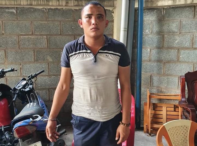 Khởi tố chủ quán cà phê hành hạ nữ tiếp viên như thời trung cổ - Ảnh 1. Khởi tố chủ quán cà phê hành hạ nữ tiếp viên như thời trung cổ - Ảnh 1.