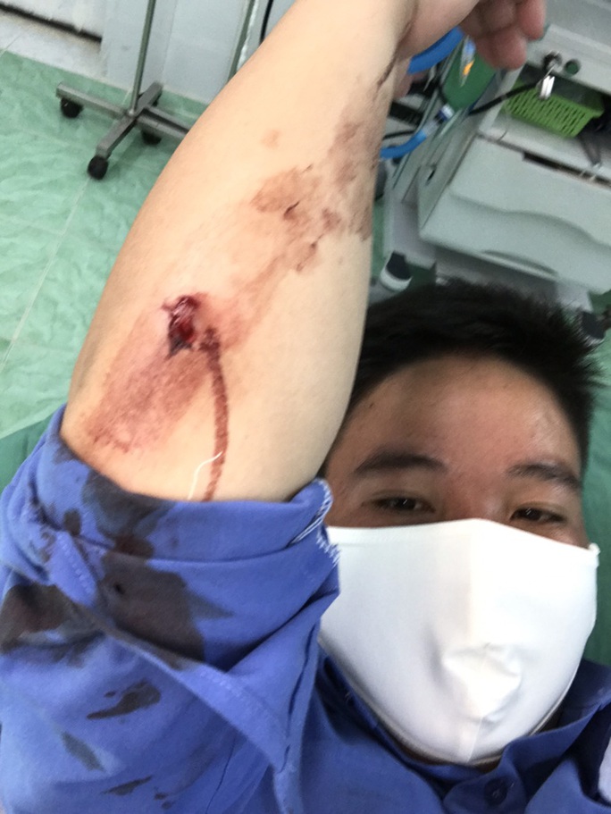 Xây nhà trái phép còn nhốt và đánh cán bộ đô thị - Ảnh 1. Xây nhà trái phép còn nhốt và đánh cán bộ đô thị - Ảnh 1.
