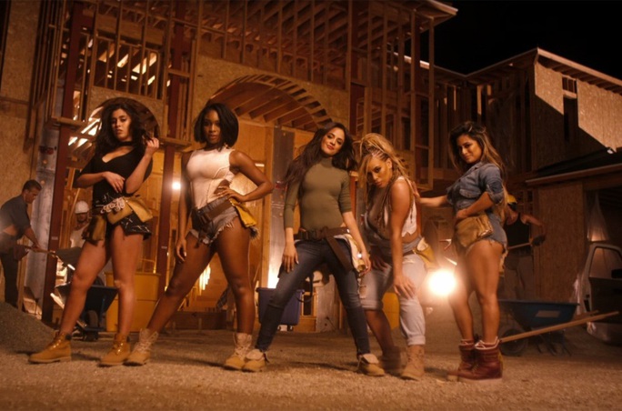 Video clip chửi Covid-19 trở thành hit! - Ảnh 2. Video clip chửi Covid-19 trở thành hit! - Ảnh 2.