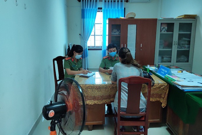 Quảng Nam xử lý 25 chủ tài khoản Facebook đăng tin sai sự thật về Covid-19 - Ảnh 1.