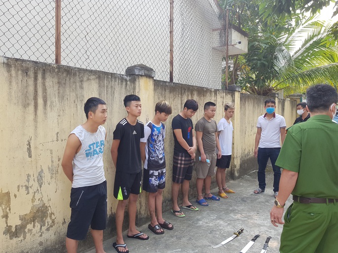 Quảng Nam: Đang nhậu, bị nhóm côn đồ xông vào tấn công tới tấp - Ảnh 1. Quảng Nam: Đang nhậu, bị nhóm côn đồ xông vào tấn công tới tấp - Ảnh 1.