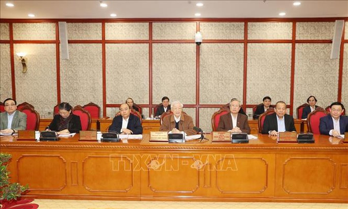 Tổng Bí thư, Chủ tịch nước chủ trì họp Bộ Chính trị về công tác phòng, chống dịch Covid-19 - Ảnh 2. Tổng Bí thư, Chủ tịch nước chủ trì họp Bộ Chính trị về công tác phòng, chống dịch Covid-19 - Ảnh 2.