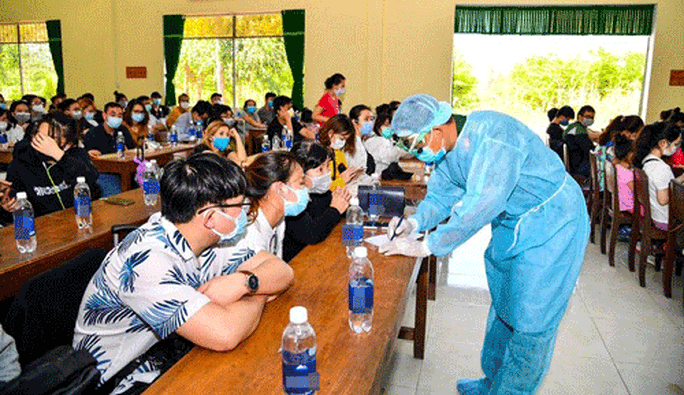 Chung tay chống dịch Covid-19: Cách ly 100% người vào Việt Nam - Ảnh 1. Chung tay chống dịch Covid-19: Cách ly 100% người vào Việt Nam - Ảnh 1.