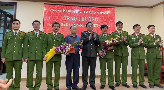 Bắt nam thanh niên chém chết người phụ nữ ở chòi canh - Ảnh 2. Bắt nam thanh niên chém chết người phụ nữ ở chòi canh - Ảnh 2.