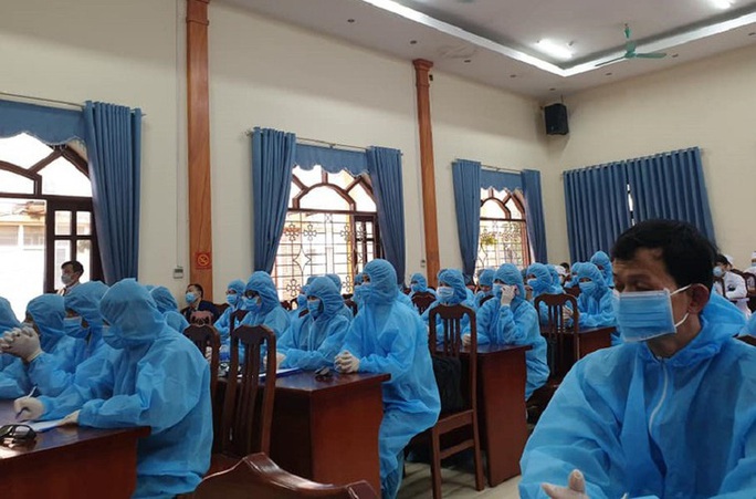 Bộ Y tế huy động toàn bộ ngành y tham gia phòng chống Covid-19 - Ảnh 1. Bộ Y tế huy động toàn bộ ngành y tham gia phòng chống Covid-19 - Ảnh 1.