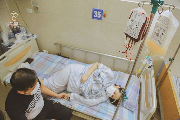 Phát hiện ung thư máu 3 ngày trước sinh, hàng trăm người hiến máu cứu sản phụ - Ảnh 1. Phát hiện ung thư máu 3 ngày trước sinh, hàng trăm người hiến máu cứu sản phụ - Ảnh 1.