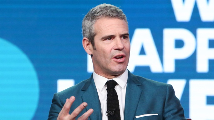 MC danh tiếng Andy Cohen mắc Covid-19 - Ảnh 1.