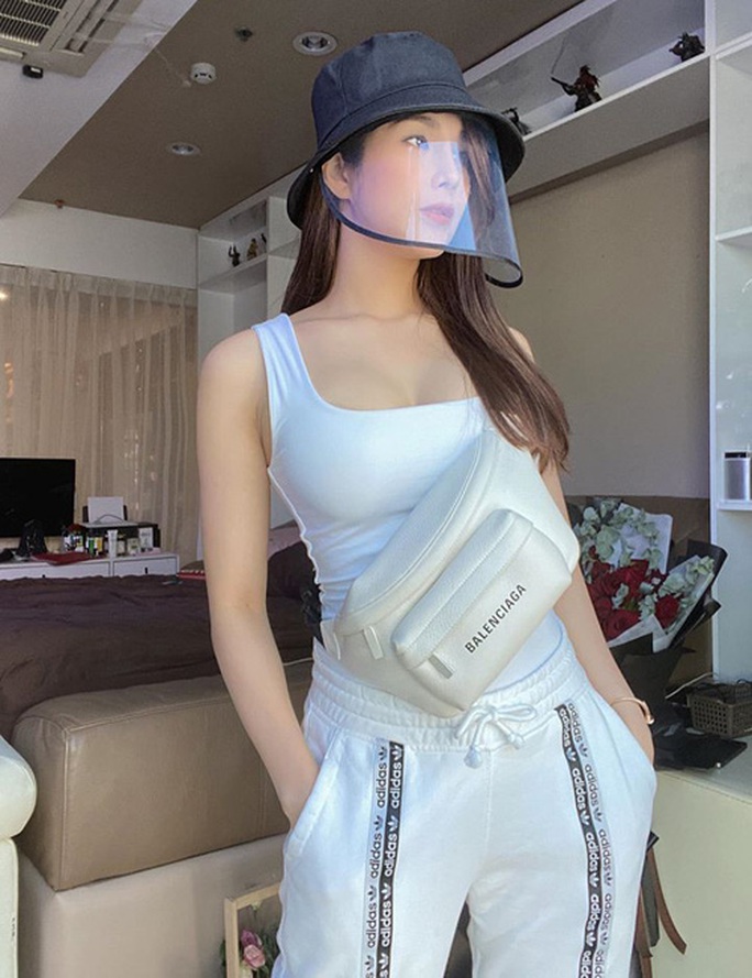 Sao Việt phòng hộ mùa Cô Vy - Ảnh 8. Sao Việt phòng hộ mùa Cô Vy - Ảnh 8.