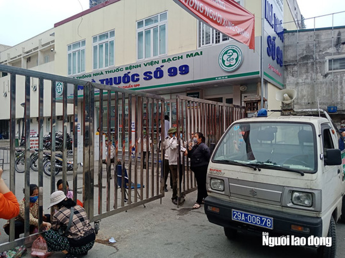 Bệnh viện Bạch Mai nói gì về thông tin phong tỏa, dừng khám theo yêu cầu? - Ảnh 2. Bệnh viện Bạch Mai nói gì về thông tin phong tỏa, dừng khám theo yêu cầu? - Ảnh 2.