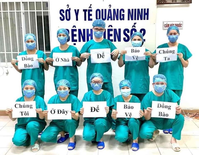 Chùm ảnh: Y bác sĩ cả nước kêu gọi cộng đồng vượt qua dịch Covid-19 - Ảnh 1. Chùm ảnh: Y bác sĩ cả nước kêu gọi cộng đồng vượt qua dịch Covid-19 - Ảnh 1.
