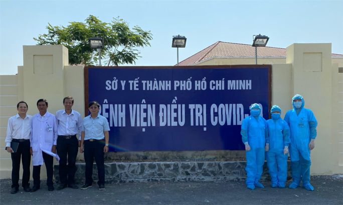 TP HCM: Đã tìm ra 70 người tiếp xúc với phi công mắc Covid-19 tại quận 2 - Ảnh 1. TP HCM: Đã tìm ra 70 người tiếp xúc với phi công mắc Covid-19 tại quận 2 - Ảnh 1.