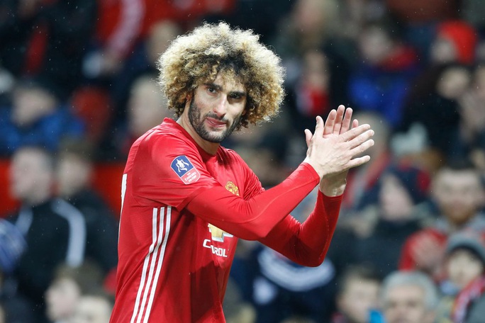 Gã đầu xù Fellaini nhập viện khẩn tại Trung Quốc vì Covid-19 - Ảnh 3. Gã đầu xù Fellaini nhập viện khẩn tại Trung Quốc vì Covid-19 - Ảnh 3.