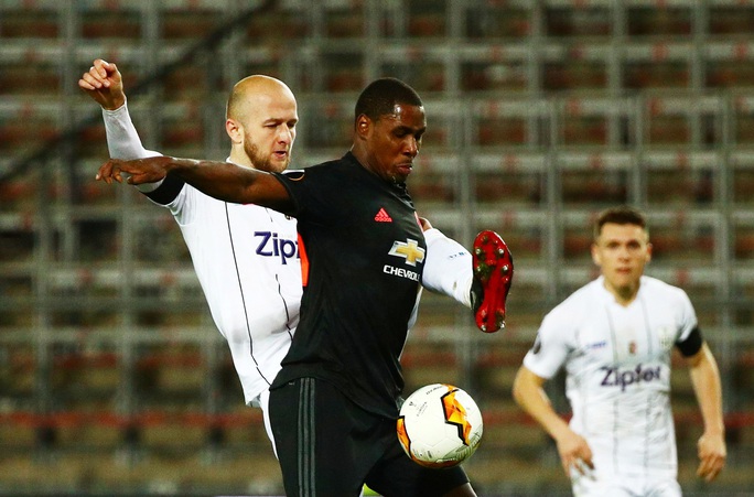 Man United sẽ chi 15 triệu bảng mua đứt chân sút Nigeria - Ảnh 1. Man United sẽ chi 15 triệu bảng mua đứt chân sút Nigeria - Ảnh 1.