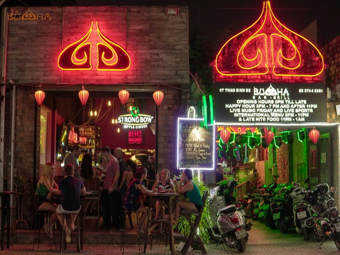 Bí thư Thành ủy TP HCM: Nếu lỡ thời cơ vàng chống dịch là có lỗi với đất nước - Ảnh 2. Bí thư Thành ủy TP HCM: Nếu lỡ thời cơ vàng chống dịch là có lỗi với đất nước - Ảnh 2.