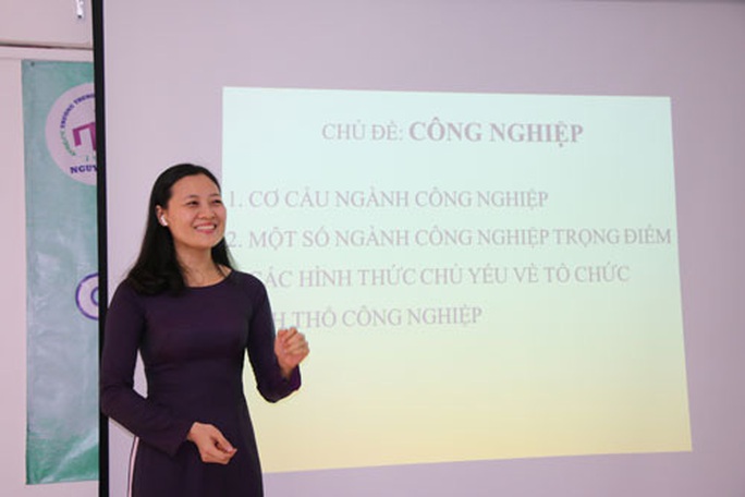 Có ý thức tự học thì dạy trực tuyến mới hiệu quả - Ảnh 1. Có ý thức tự học thì dạy trực tuyến mới hiệu quả - Ảnh 1.