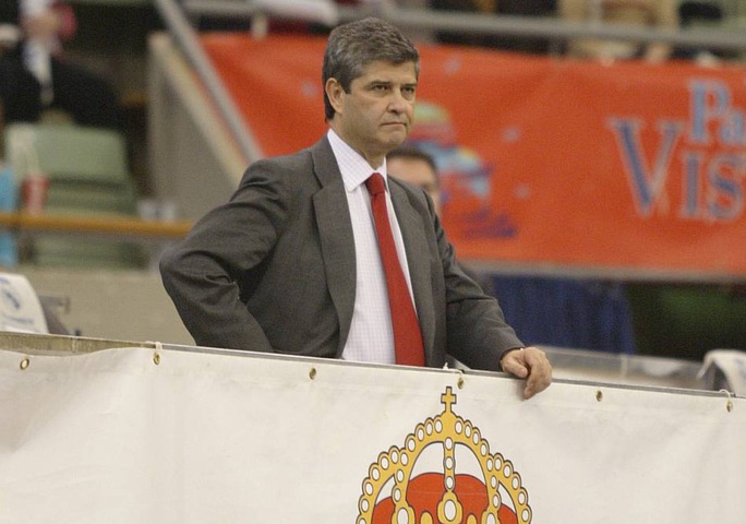 Thêm cựu chủ tịch nhiễm Covid-19, Real Madrid gánh sao quả tạ - Ảnh 1. Thêm cựu chủ tịch nhiễm Covid-19, Real Madrid gánh sao quả tạ - Ảnh 1.