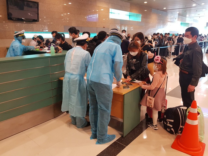 Sân bay Cần Thơ, Vân Đồn đã chia lửa với Tân Sơn Nhất, Nội Bài như thế nào? - Ảnh 1.