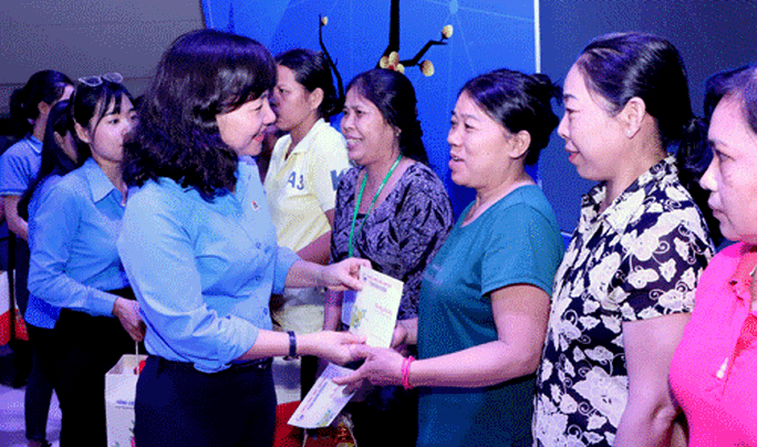 Bình Dương: Tăng cường bảo vệ, chăm lo cho đoàn viên - Ảnh 1. Bình Dương: Tăng cường bảo vệ, chăm lo cho đoàn viên - Ảnh 1.