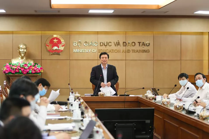 Bộ GD-ĐT tinh giản kiến thức 5-7 tuần, kết thúc năm học vào 15-7 - Ảnh 1. Bộ GD-ĐT tinh giản kiến thức 5-7 tuần, kết thúc năm học vào 15-7 - Ảnh 1.