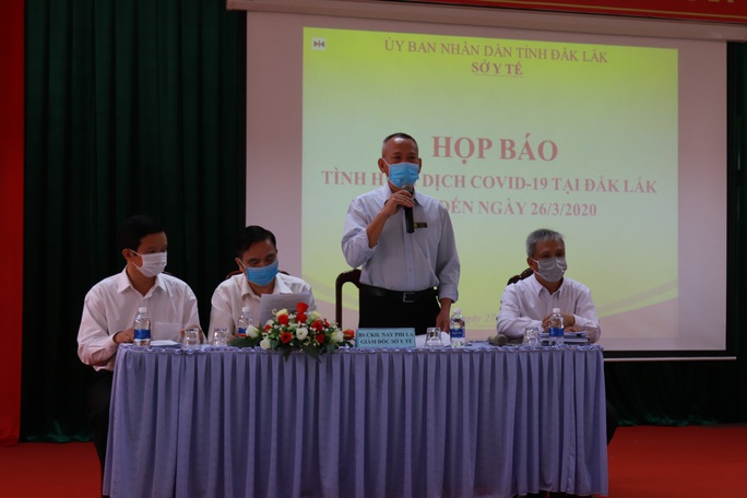 Cách ly tập trung các y bác sĩ ở khách sạn sau giờ làm việc - Ảnh 1. Cách ly tập trung các y bác sĩ ở khách sạn sau giờ làm việc - Ảnh 1.