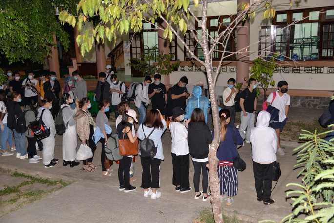 Đã xác định nguyên nhân cụ bà 81 tuổi tử vong trong khu cách ly - Ảnh 1. Đã xác định nguyên nhân cụ bà 81 tuổi tử vong trong khu cách ly - Ảnh 1.