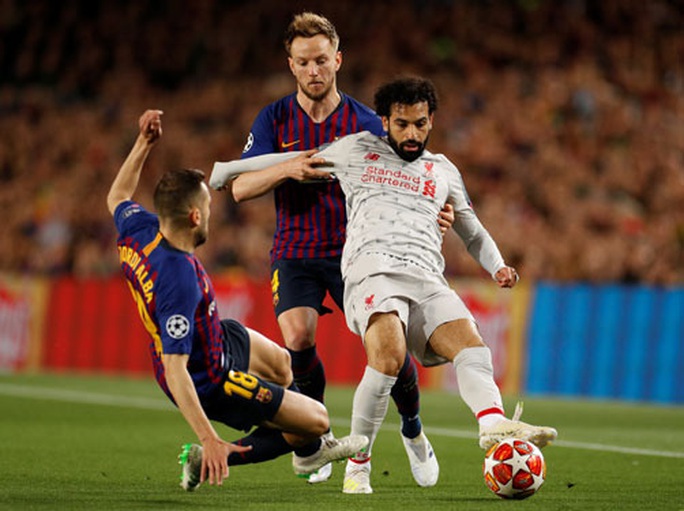 Bóng đá châu Âu chờ phán quyết của UEFA - Ảnh 1. Bóng đá châu Âu chờ phán quyết của UEFA - Ảnh 1.
