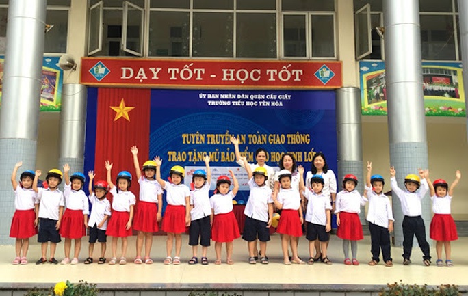 Giảm tải nội dung học: Không để tình trạng học sinh lớp 1 không biết đọc, biết viết khi lên lớp 2 - Ảnh 1. Giảm tải nội dung học: Không để tình trạng học sinh lớp 1 không biết đọc, biết viết khi lên lớp 2 - Ảnh 1.