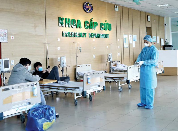 Hai bệnh nhân mắc Covid -19 diễn biến xấu, phải thở máy và lọc máu - Ảnh 2. Hai bệnh nhân mắc Covid -19 diễn biến xấu, phải thở máy và lọc máu - Ảnh 2.