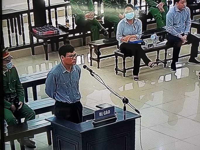 Trương Duy Nhất lĩnh án 10 năm tù giam - Ảnh 1. Trương Duy Nhất lĩnh án 10 năm tù giam - Ảnh 1.